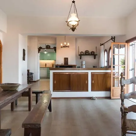 Tatil Evi Mitsa With Stunning View On The Hill Argassi