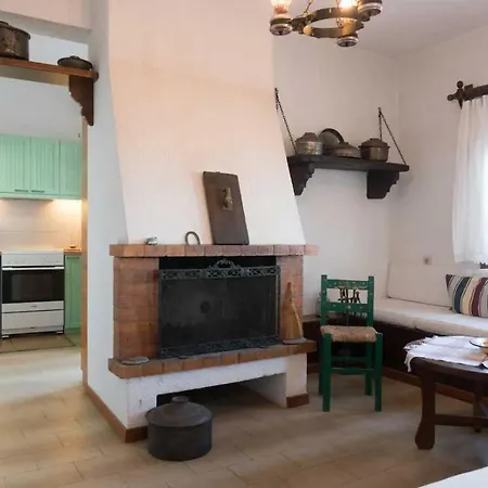 Mitsa With Stunning View On The Hill * Αργάσι