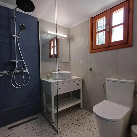 Holiday home Mitsa With Stunning View On The Hill Argassi