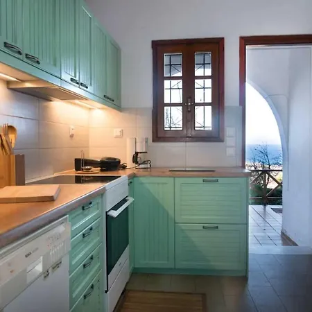 Mitsa With Stunning View On The Hill بيت للعطل أرغاسي